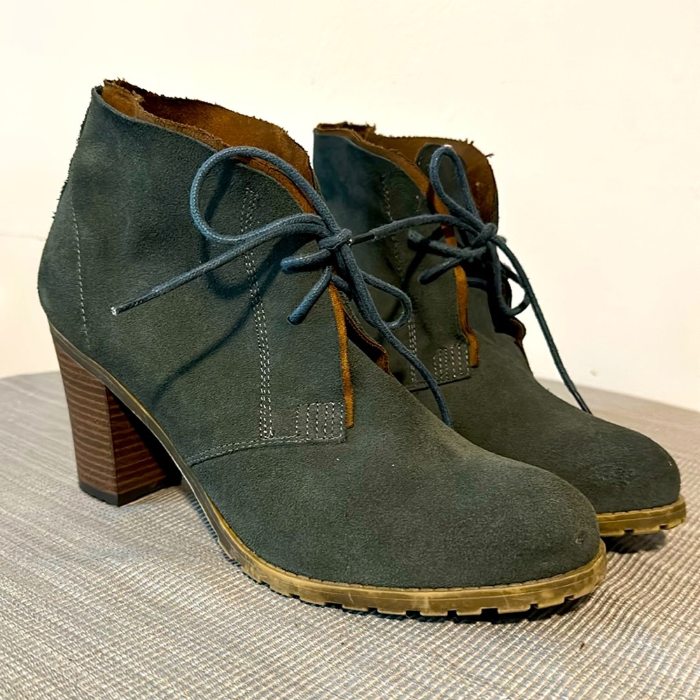 Ruff Hewn Women's Suede Cypress Boots
Blue size 11